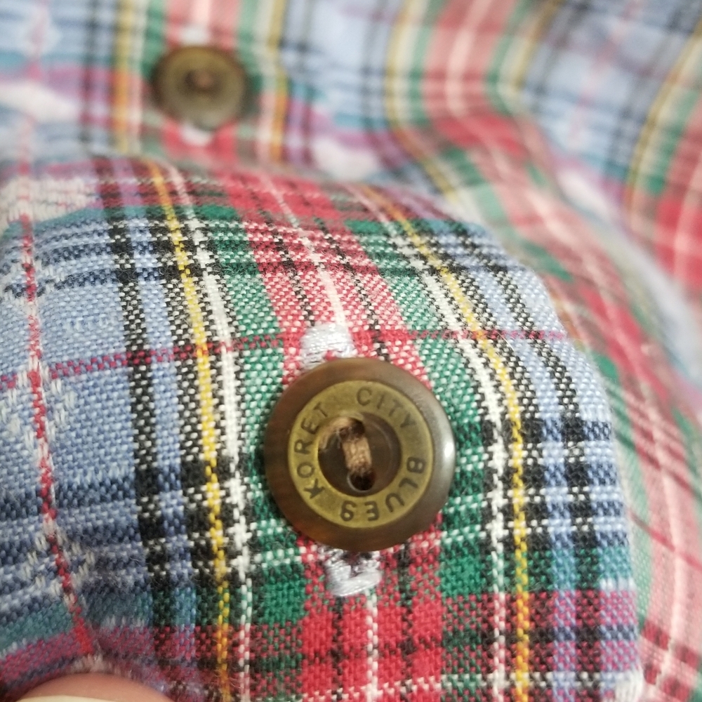Western blue plaid w embroidered 💙s button up blouse, EUC except button - Picture 3 of 8